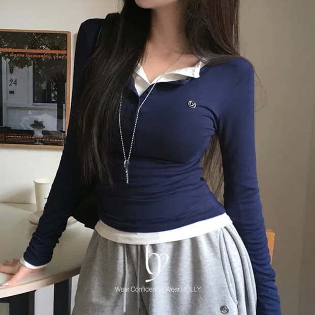 새상품) 에이블리 홀리 made 그로니 단추 긴팔티