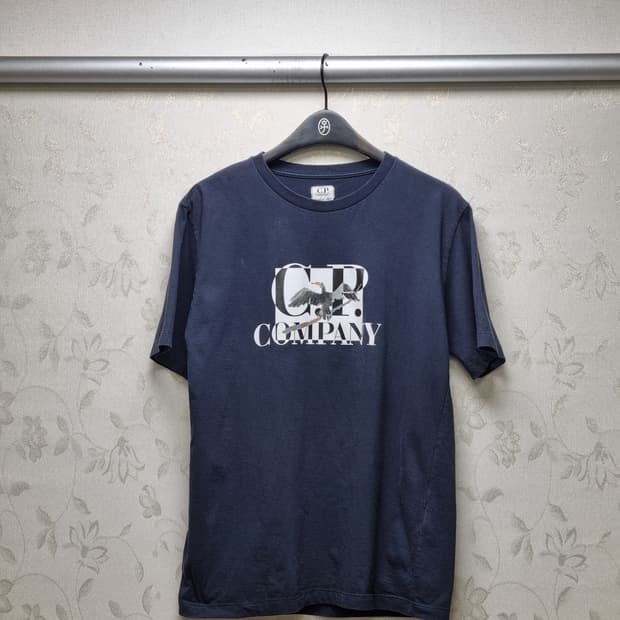 [55/정품] cp컴퍼니 빅로고 여성반팔