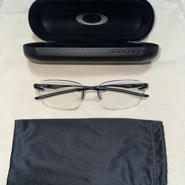 Oakley Lim-less frame glasses OS