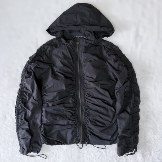 Nicole Hiller 링클 셔링 스트링 자켓