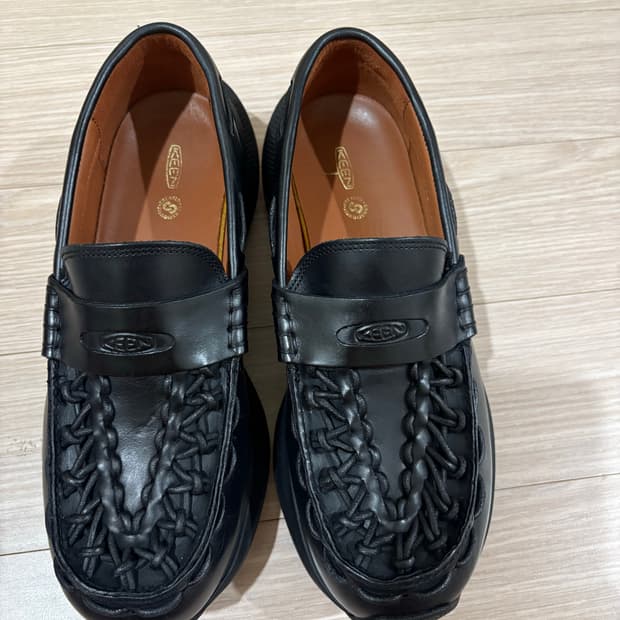 킨 로퍼 판매합니다.