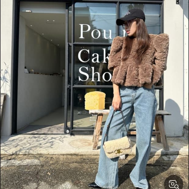 드노리타 시어링 러플 퍼프 블라우스