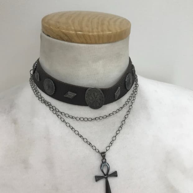 Cross Layered Choker Necklace