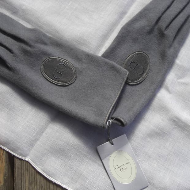 [Deadstock] Christian Dior Suede Gloves