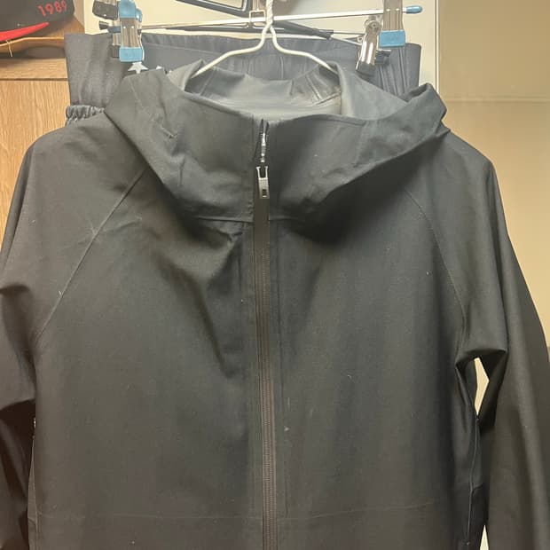 유니클로 바람막이