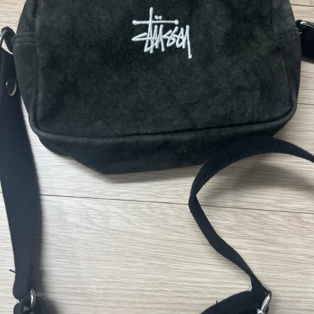 스투시 캔버스 사이드 파우치 워시드 블랙