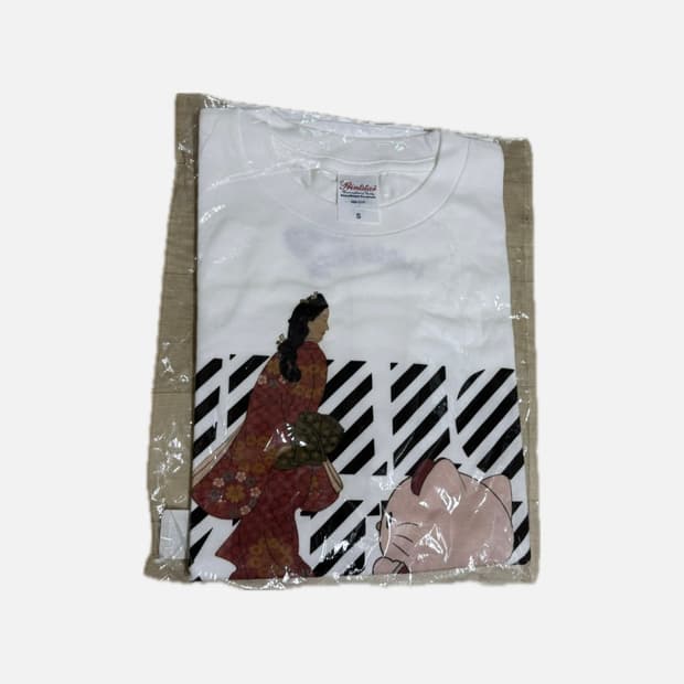 산리오 헬로키티 50주년 반팔티