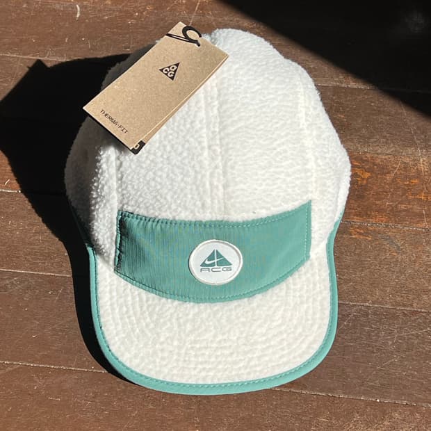 나이키 ACG 후리스 모자