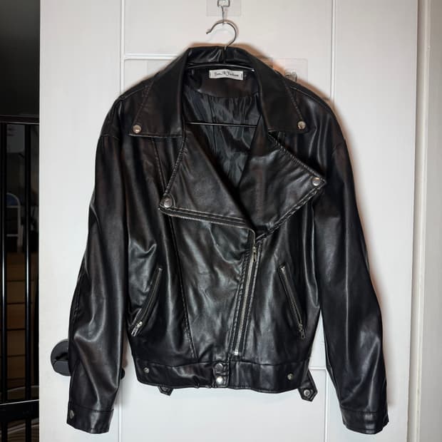 여성 레더 자켓