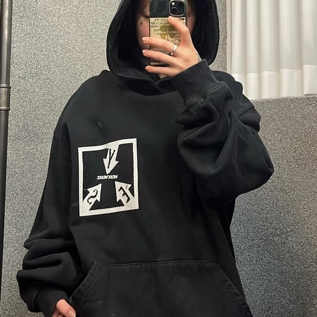 YESEYESEE hoodie