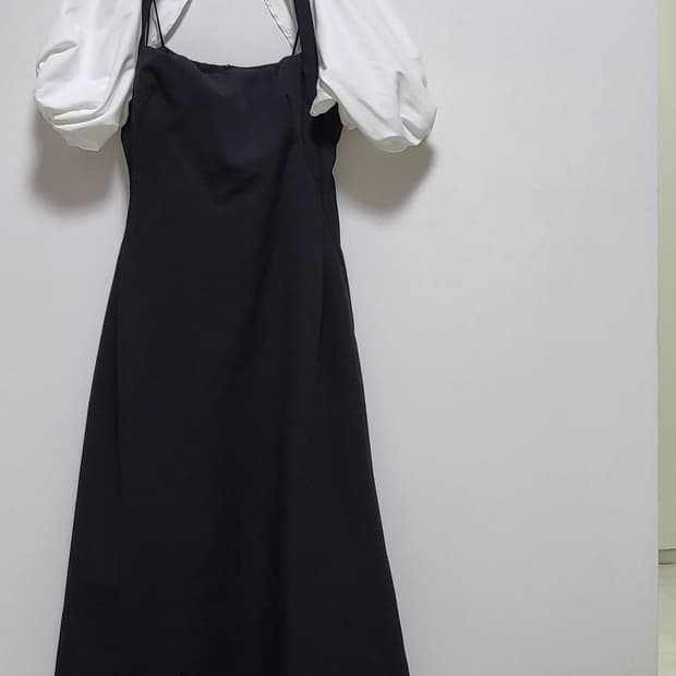 수입브랜드 L&F 블랙 퍼프소매 롱 원피스 새제품 free