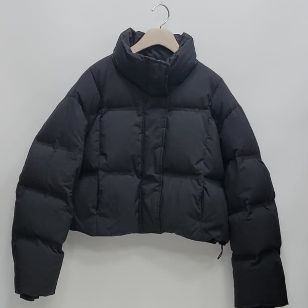 8seconds 23FW 에잇세컨즈 심리스 크롭 다운 패딩 / 여 XS 