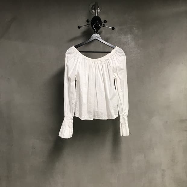 비비안웨스트우드 화이트 블라우스 38(W)