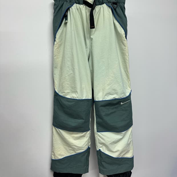 90s NIKE ACG PANTS