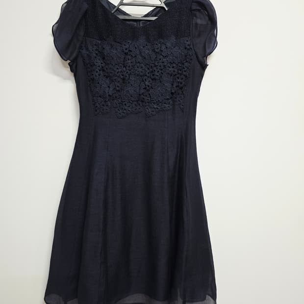 더아이잗 레이스 반팔 플레어 원피스