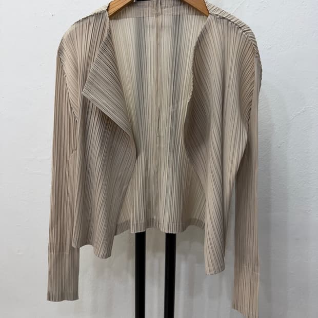 정품) 세인트존 센존 플리츠 자켓 M