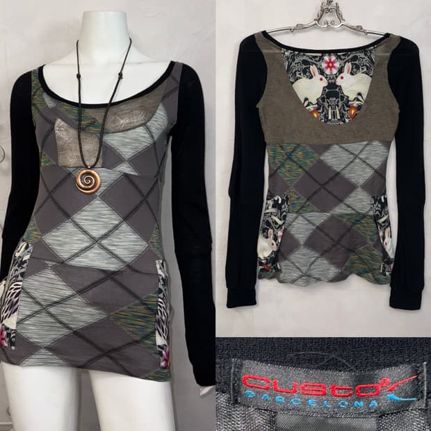 CUSTO barcelona oriental rabbit sleeve