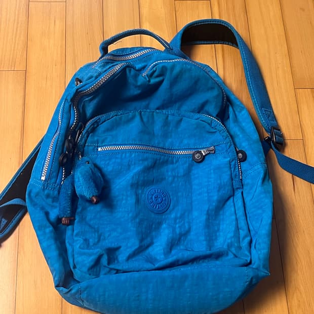 키플링 라지 사이즈 백팩 블루