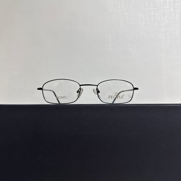 빈티지 스몰 스퀘어 안경 MADE IN ITALY 48ㅁ21 140