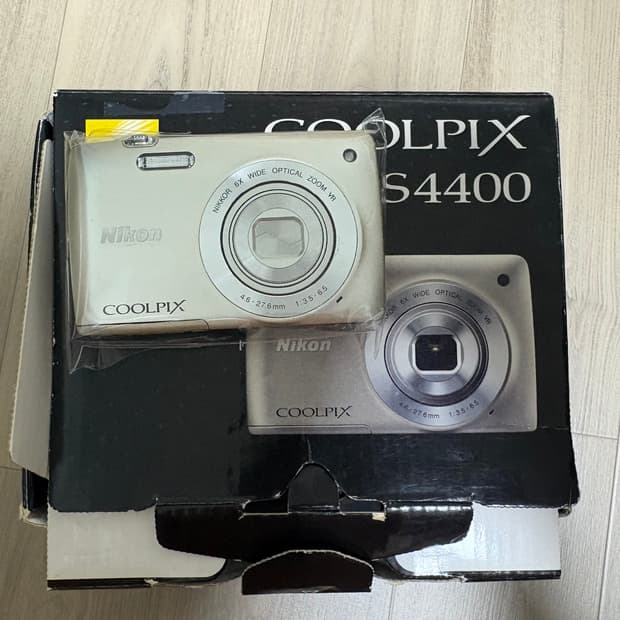 니콘 쿨픽스 s4400