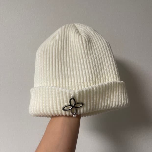 써저리 커프 비니