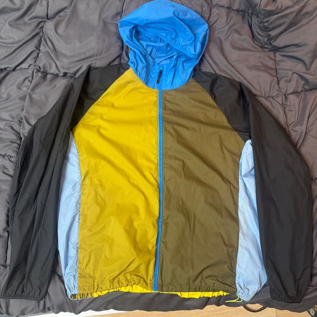 XL 마르니 유니클로 바람막이