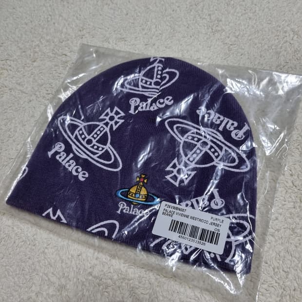 팔라스 비비안웨스트우드 비니