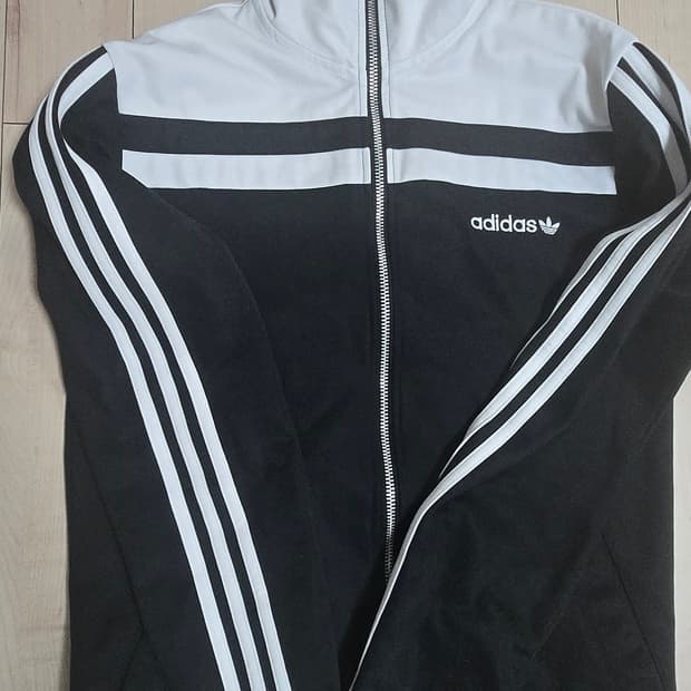 유로파83 아디다스 희귀 져지 