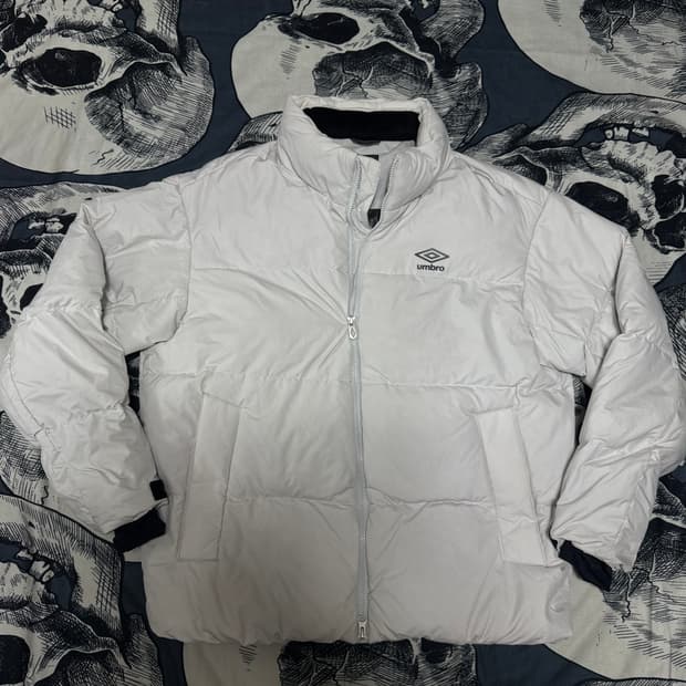 엄브로 플라이트 덕다운 패딩 105사이즈