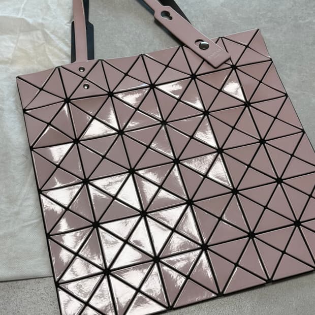 바오바오 이세이미야케 토트백