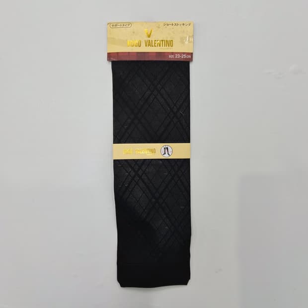 HUGO VALENTINO 블랙 아가일 패턴 반스타킹