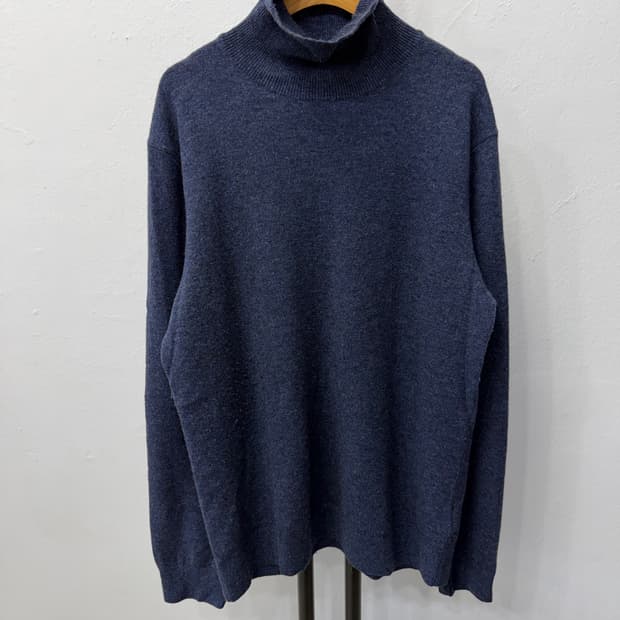 정품) COS 코스 남성 터틀넥 니트 M