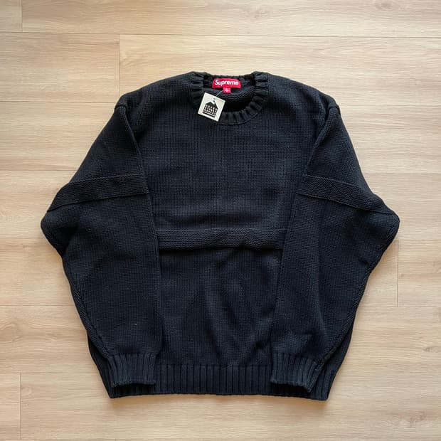 [L] 새상품 슈프림 25ss 토널 아플리케 스웨터 블랙