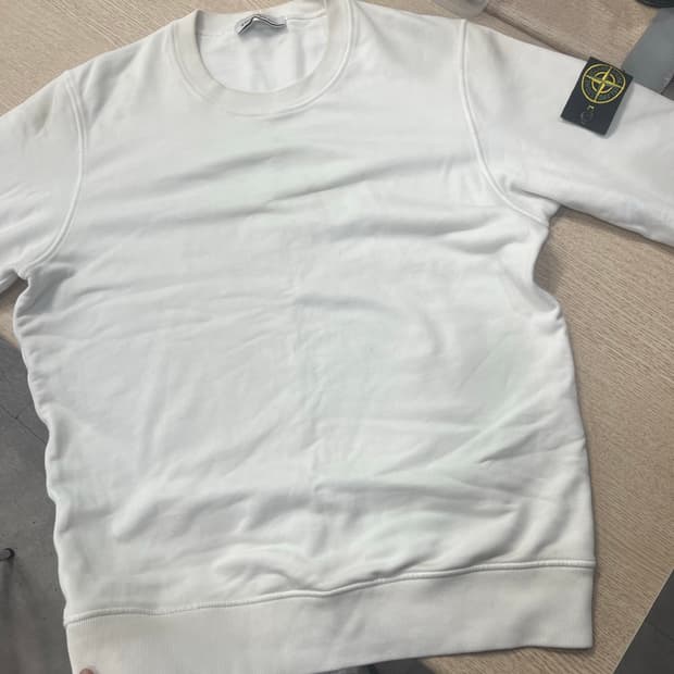 스톤아일란드 맨투맨