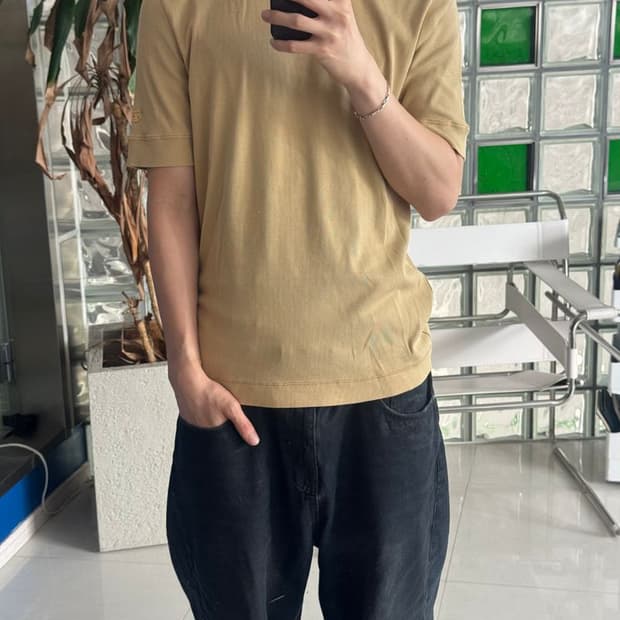 SQUARE NECK SLIM FIT TEE 스퀘어넥 슬림핏 반팔 티셔츠