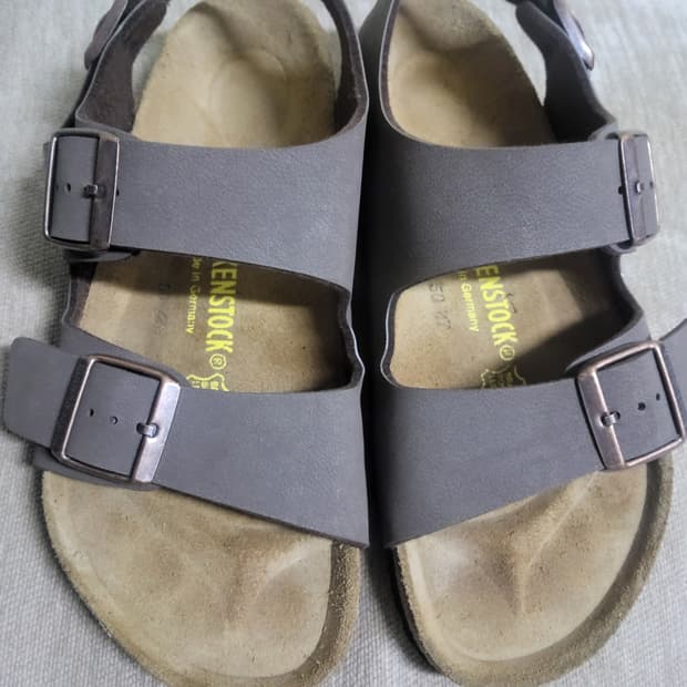 바겐스탁 더블스트랩 샌들250 EU39