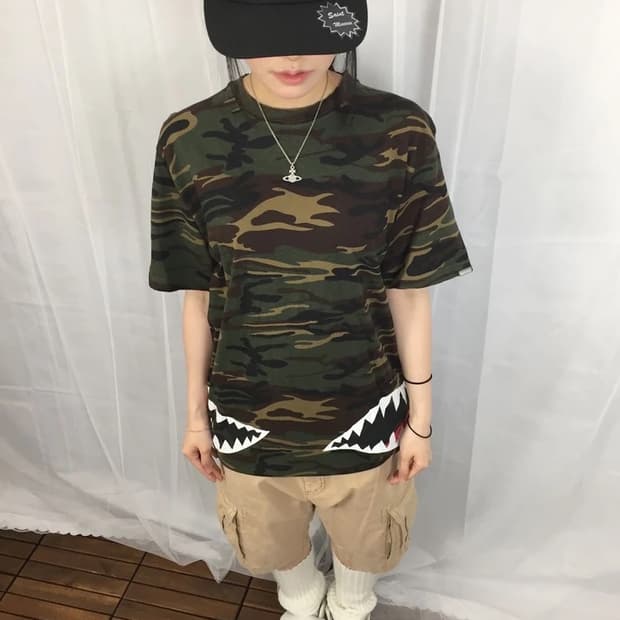 BAYCANT Camo Shark Mouth Tee