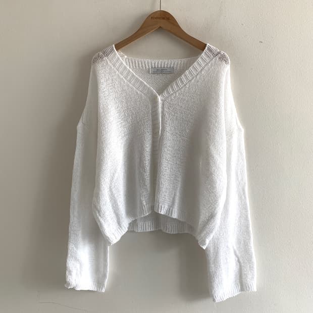 Soft loose knit cardigan(white)