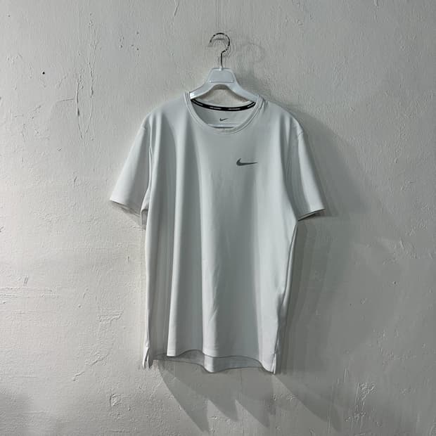 나이키 러닝 반팔티 M