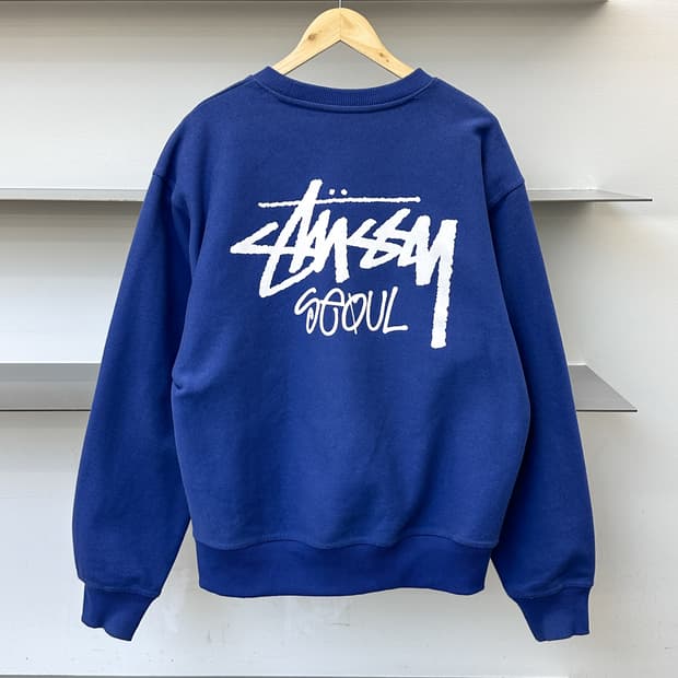 스투시 서울 빅 스탁 로고 크루넥