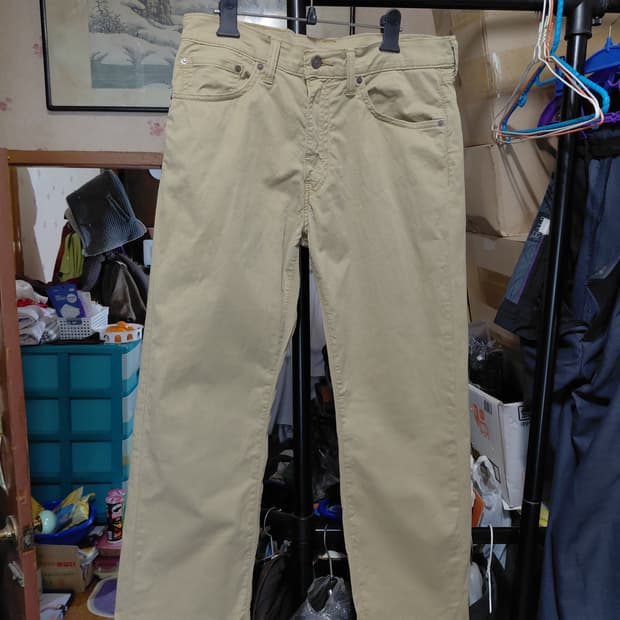[리바이스505]레귤러핏 화이트탭 치노 면바지 32사이즈 