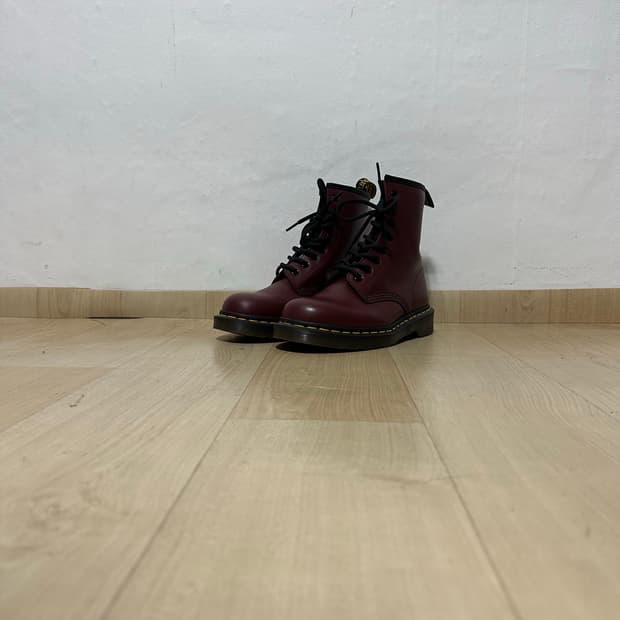 닥터마틴 1460 8홀 부츠