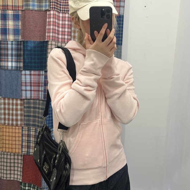 쥬씨꾸뛰르 딸기우유 양털 후드집업