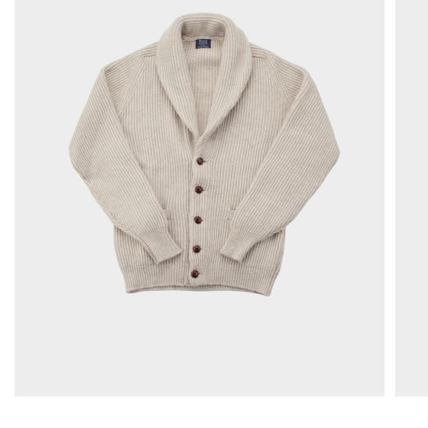 윌리엄로키 숄카라 가디건 44,46 사이즈 구해봅니다.