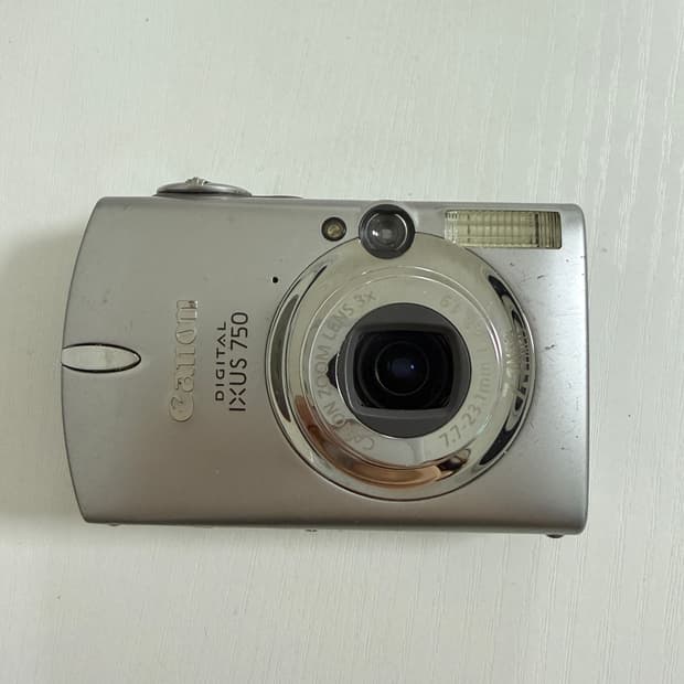 캐논 Canon 익서스750 카메라