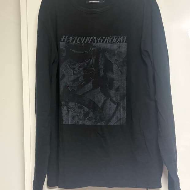 해칭룸 롱슬리브