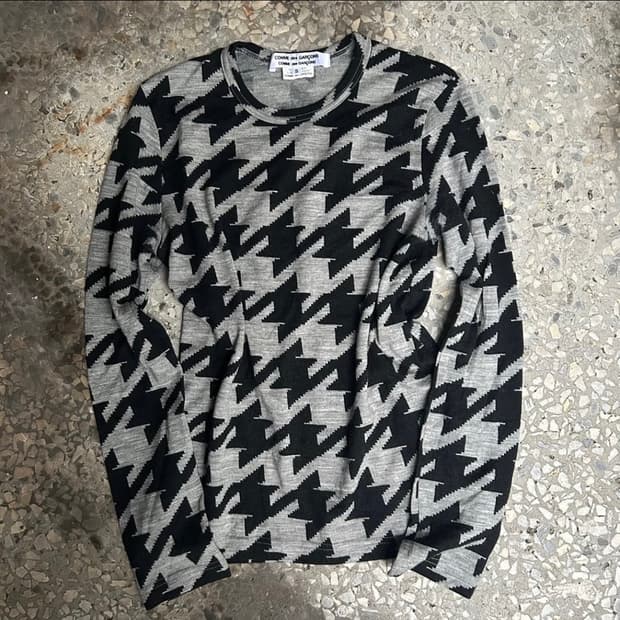 COMME des GARCONS 하운드투스