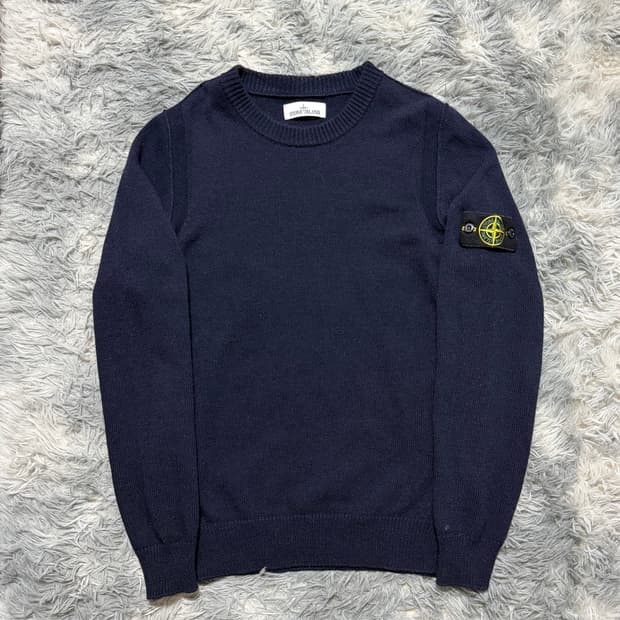 스톤아일랜드 니트 {size M}
