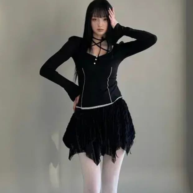 뉴얼린 리즈 셔링탑 Liz shirring lace