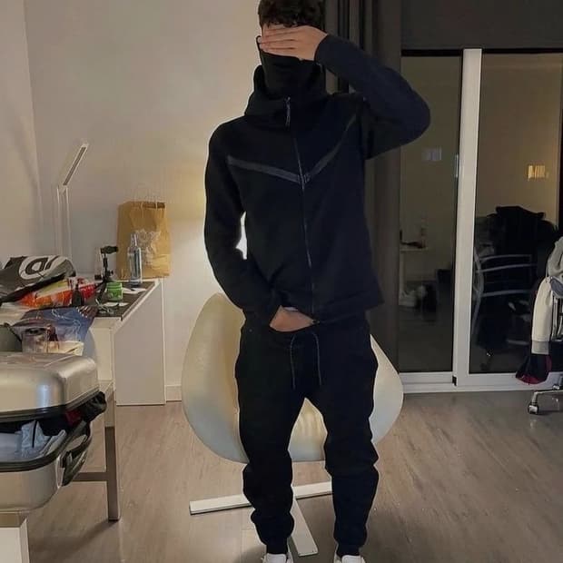 나이키 테크팩 검정 L 